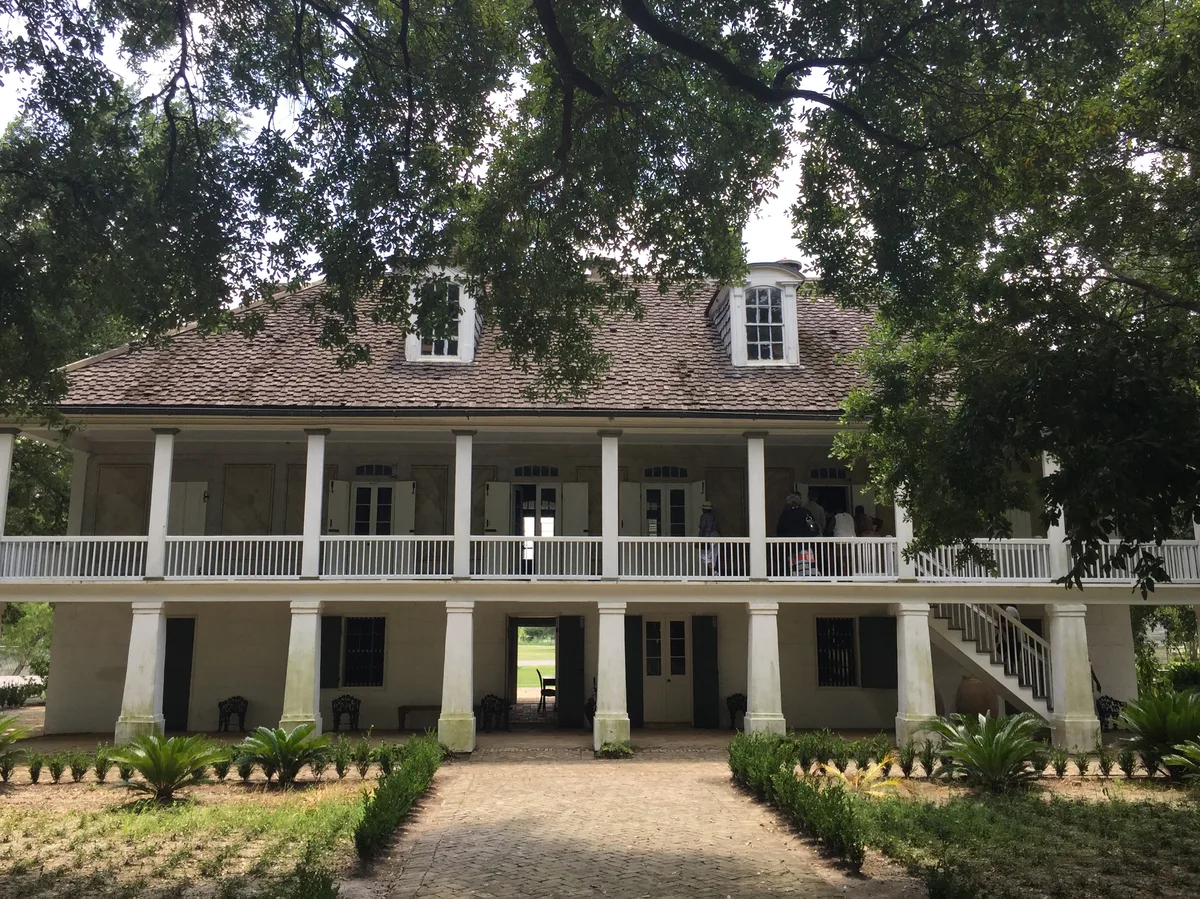 Whitney Plantation and Louisiana Swamp Airboat Tour from New Orleans