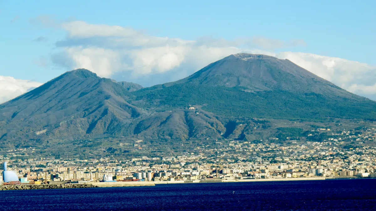 Day Trip of Pompeii, Herculaneum and Vesuvius from Naples