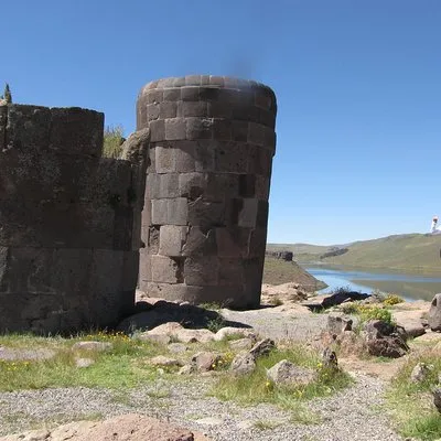 Sillustani Tombs Half Day Tour from Puno