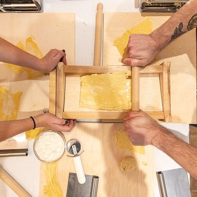 Cesarine: Home Cooking Class & Meal with a Local in Alberobello