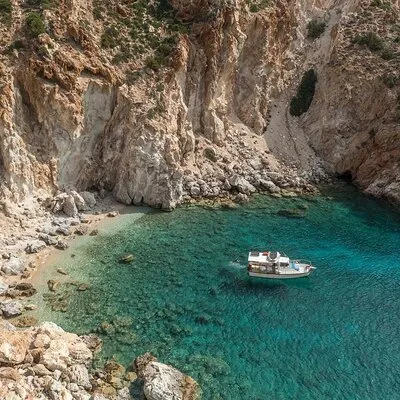Poseidon Boat Trips in Milos