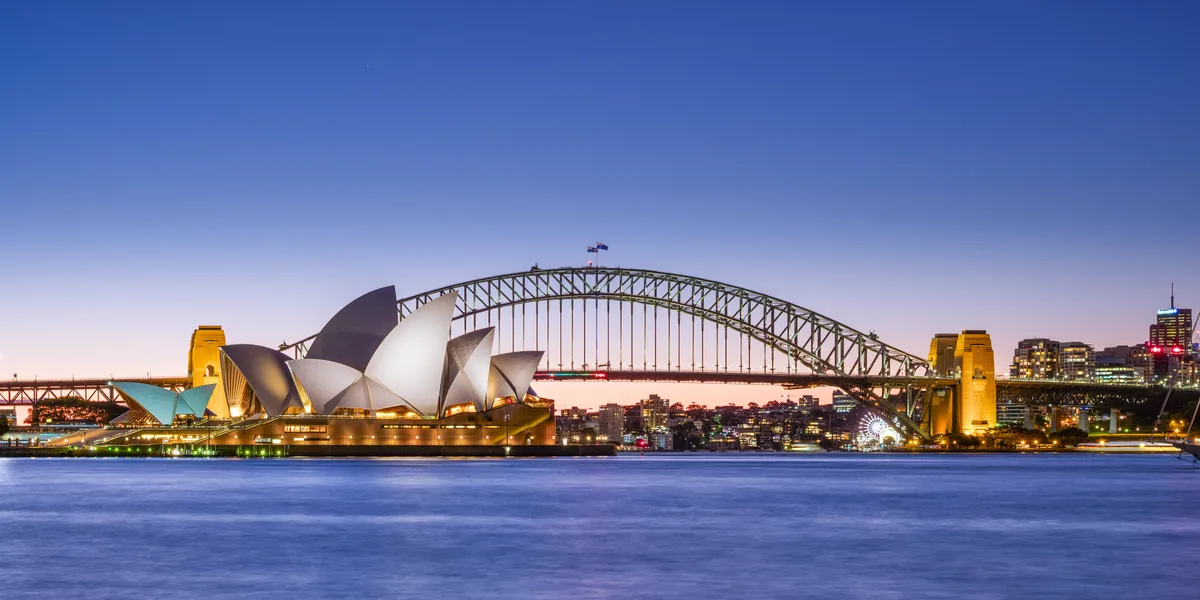The Rocks Pub Walking Tour in Sydney