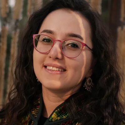 Kamilla Yu Tour Guide Bukhara