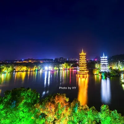 Guilin City Center Walking Group Tour at Night for Three Hours