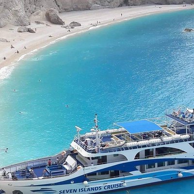 Lefkas Cruises