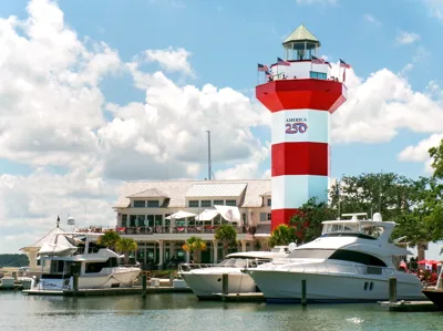 Beaufort History and Movie Tour by 8-Passenger Golf Cart
