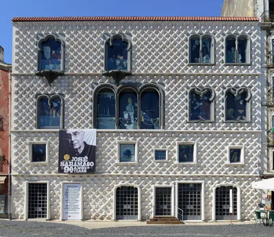 Alfama Walking Tour in Lisbon Old Town