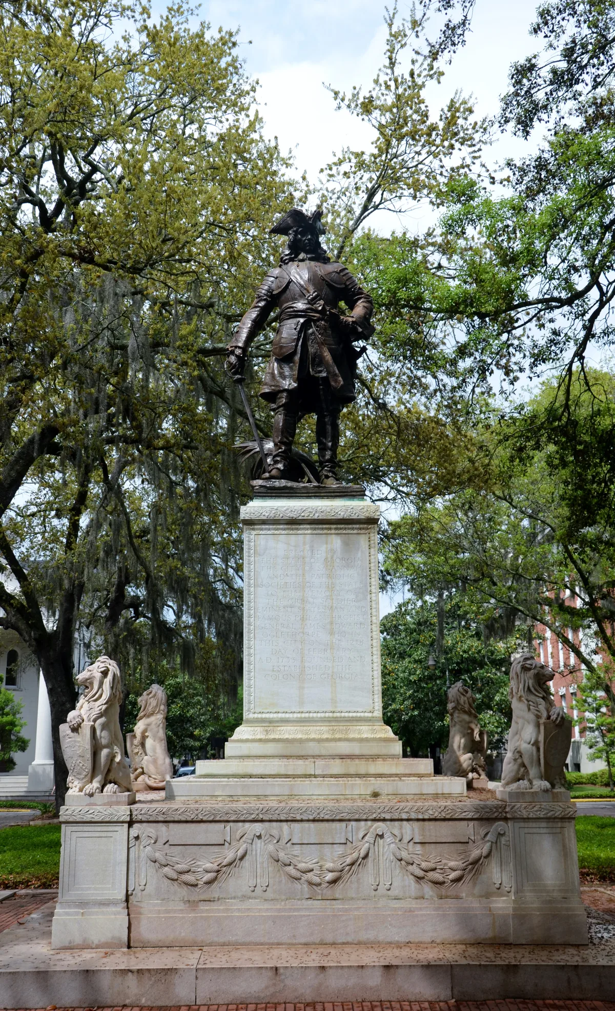 Savannah Dark History and Ghost Encounter Walking Tour with Genteel and Bard
