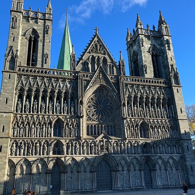 2 Hour City Walk through Trondheim