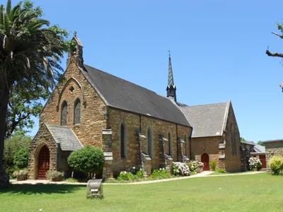 Cape Town Wine Tour: Stellenbosch & Franschhoek with Tastings and Lunch