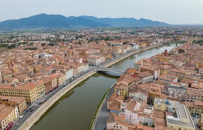 Pisa all inclusive guided walking tour: Baptistery, Cathedral, Monumental Cemetery and Leaning Tower