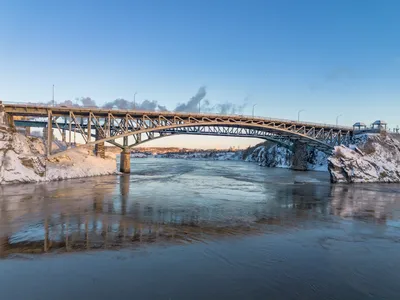 Bay of Fundy Bus Tour from Saint John with Historic Sites and City Market
