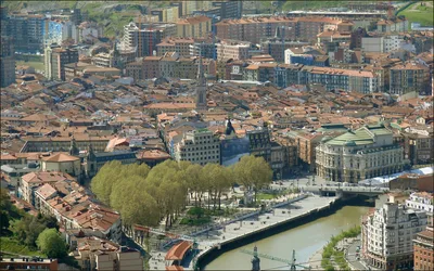 Award-Winning Bilbao Food Tour and Wine Pairing with Basque Local, 3 Hours