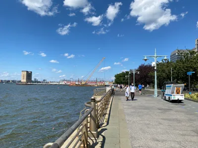 New York City Starship Landmark 90-Minute Sightseeing Cruise
