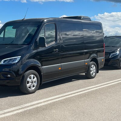 LEFKAS TRAVELLER