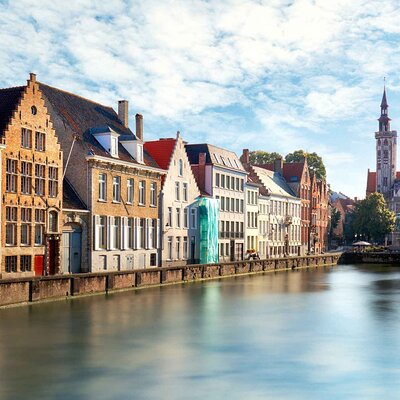 Amsterdam to Bruges Convenient Luxury Transfer