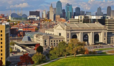 Kansas City 90-Minute Air Conditioned Trolley Tour