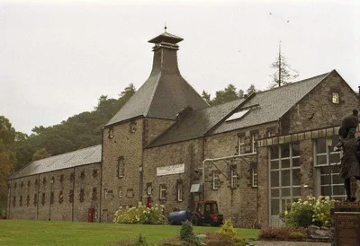 Aberfeldy Distillery Experience with Tour, Heritage Centre, and Whisky Tasting