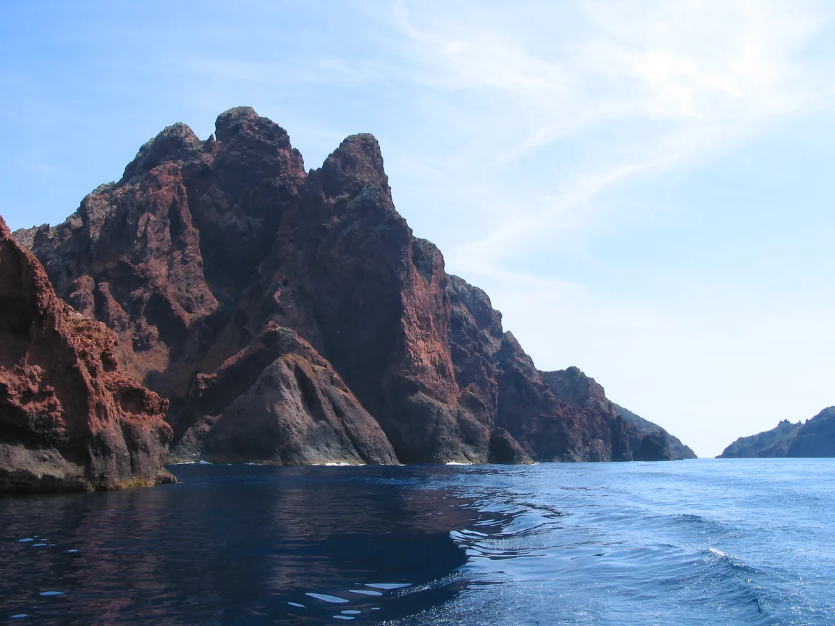 Half-Day Boat Trip in Corsica to Scandola Nature Reserve and Calanche de Piana