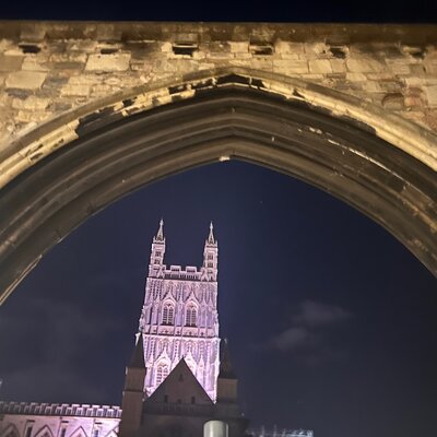 Guided walking tour : Ghosts & Giggles Of Gloucester