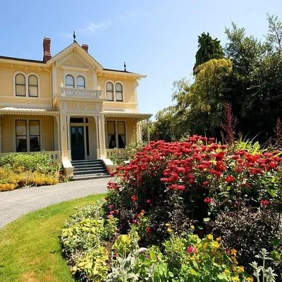 Seaside homes and Gardens Tour