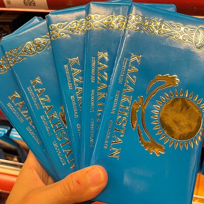 Almaty: City Highlights Walking Tour with Chocolate Shop