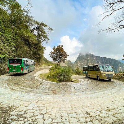 Machu Picchu Shuttle Bus Round Trip from Aguas Calientes