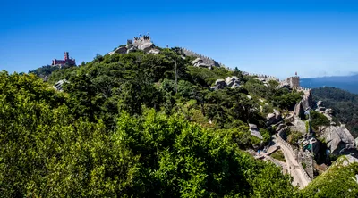 Sintra Half-Day Private Journey through Wonderland with Pena Palace and One Monument