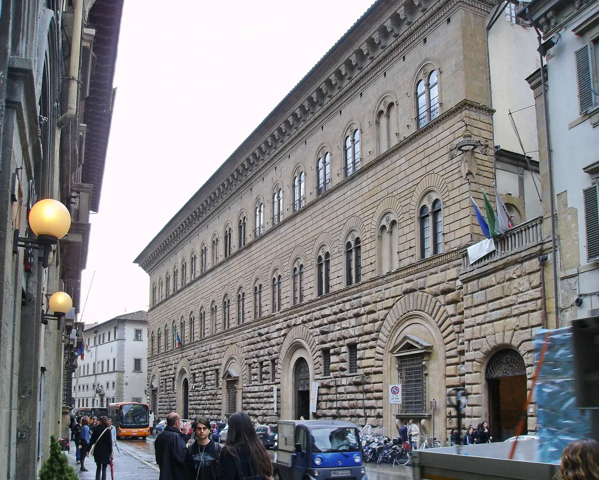 Florence Small Group Electric Bike City Tour with Palazzo Medici Riccardi and Piazzale Michelangelo