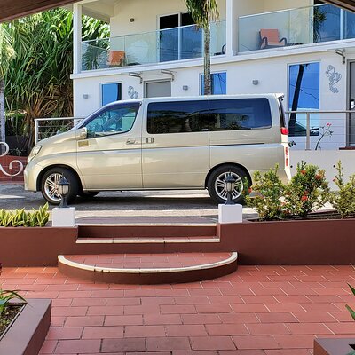 Airport TransferArgyle International to or from hotels villa area