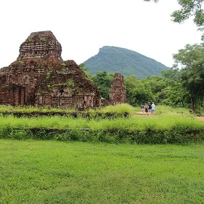 Tommy Dao Local Private Tours and Transfers
