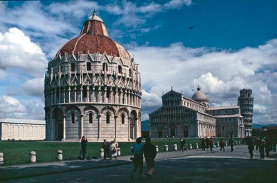 Full-Day Tuscany Tour from Rome to Florence and Pisa