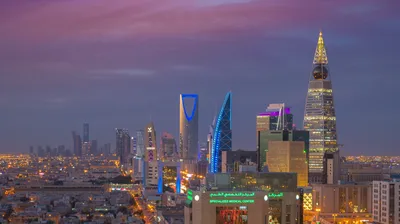 Edge of the World Riyadh Tour with Camel Ride, Bat Cave Visit & Dinner