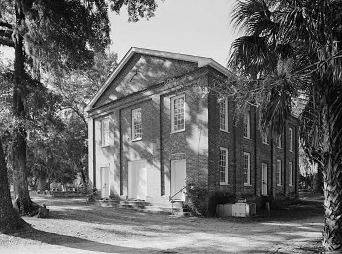 Beaufort 55-Minute #1 Historical Horse Drawn Carriage Tour of Old Beaufort Historic Sites