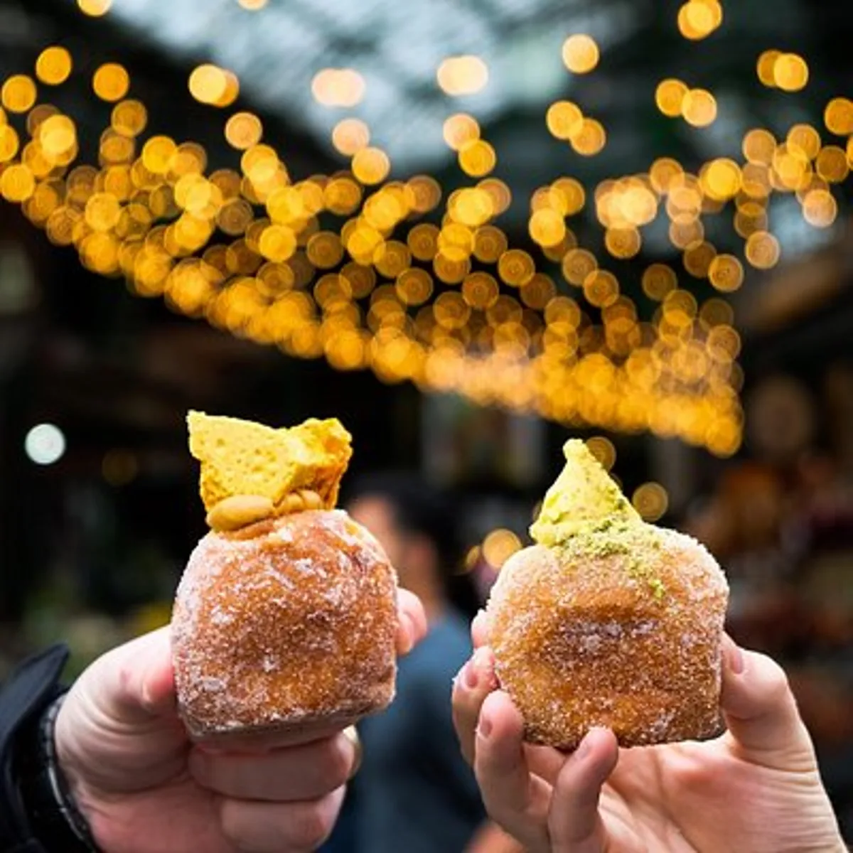 Delicious Doughnuts & Tea: Small-Group Borough Market Experience
