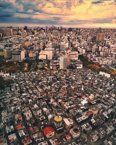 Recoleta Cemetery Tour in English in Buenos Aires