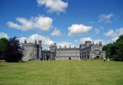 Kilkenny Guided Walking Tour with Shenanigans Walks