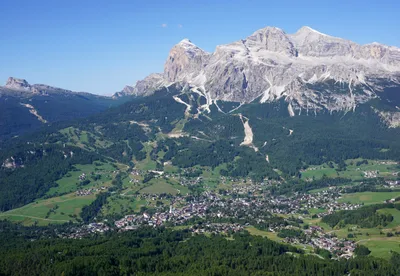 Dolomites and Cortina Small-Group Day Tour from Venice