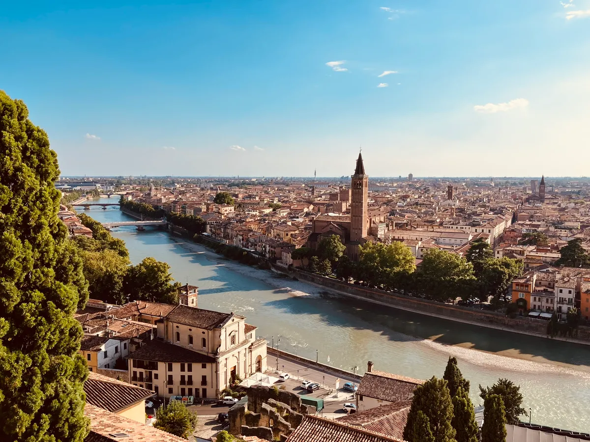 Verona Small Group Walking Tour with Cable Car Ride and Arena Tickets
