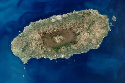 East Jeju Essentials Full-Day Tour Including Seongsan Ilchulbong UNESCO and Haenyeo Diving Show