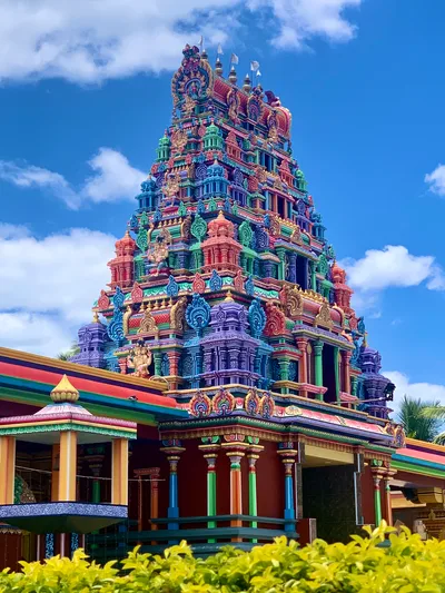 Nadi Highlights Day Trip including Nadi Temple, Namaka Market, Garden of the Sleeping Giant, Mud Pools