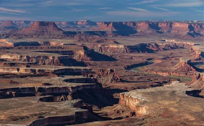 Moab 8-Hour Combo Tour: Colorado River Rafting and Canyonlands 4X4 Drive