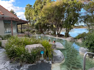 Polynesian Spa Rotorua Deluxe Lake Spa Hot Spring Bathing