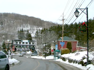 Mont Tremblant 3-Hour Guided Zipline Tour with Five Lines