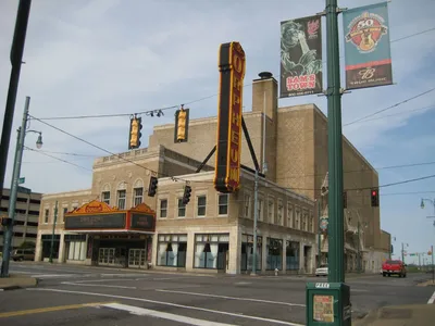 Memphis Haunted Ghost Walking Tour of Orpheum, Earnestine & Hazel's, and More