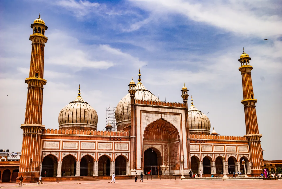 Full-Day Private Old and New Delhi Tour with Humayun Tomb, Qutub Minar, Red Fort, Lotus Temple