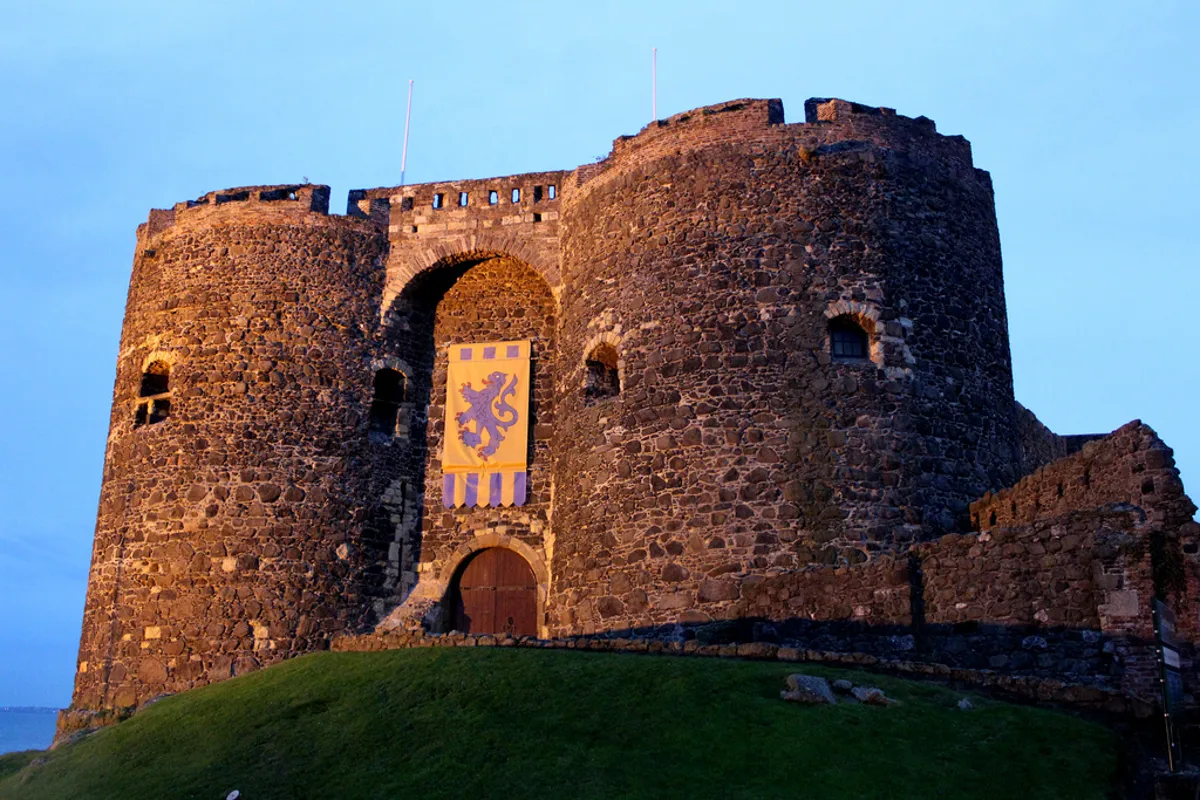 Game of Thrones Locations Day Trip in Belfast including Westeros and Giant's Causeway