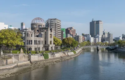 Hiroshima and Miyajima Full-Day Private Walking Tour with Government Licensed Guide