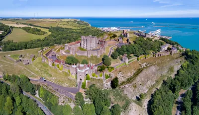 Canterbury Cathedral, Dover Castle & White Cliffs of Dover Guided Day Tour from London