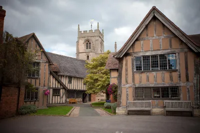 Shakespeare's Schoolroom & Guildhall Entry Ticket and Tour in Stratford-upon-Avon